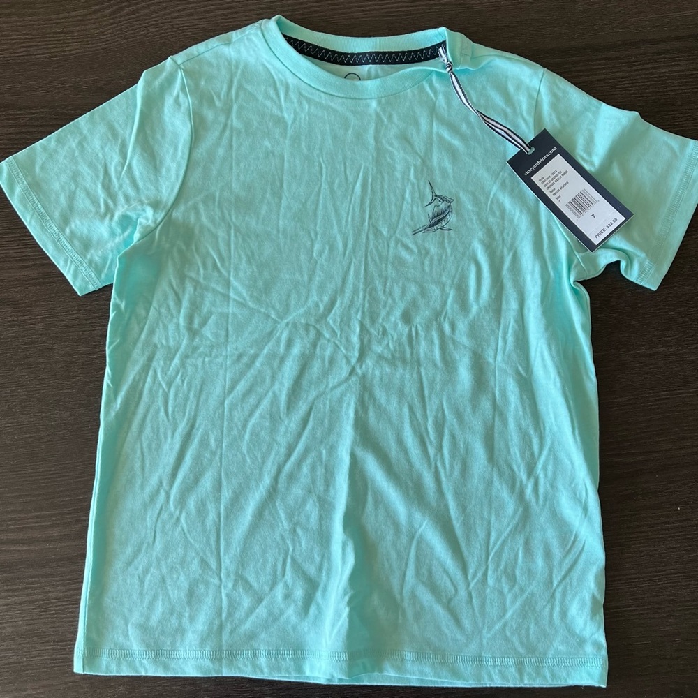 NWT. Vineyard Vines tee shirt. 7